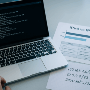 IPv4 i IPv6 — kompletny, techniczny przewodnik (co to jest, jak czytać adresy, maski, prefixy i praktyka)